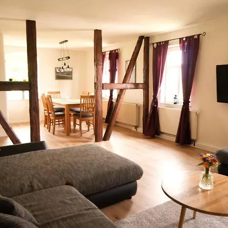 Apartment Gutshof Dobschuetz - Urlaub Auf Dem Bauernhof