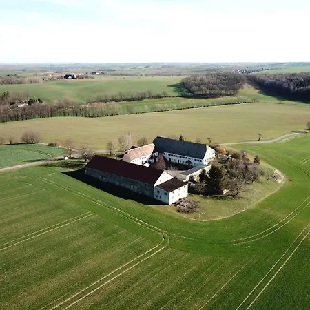 Apartment Gutshof Dobschuetz - Urlaub Auf Dem Bauernhof *